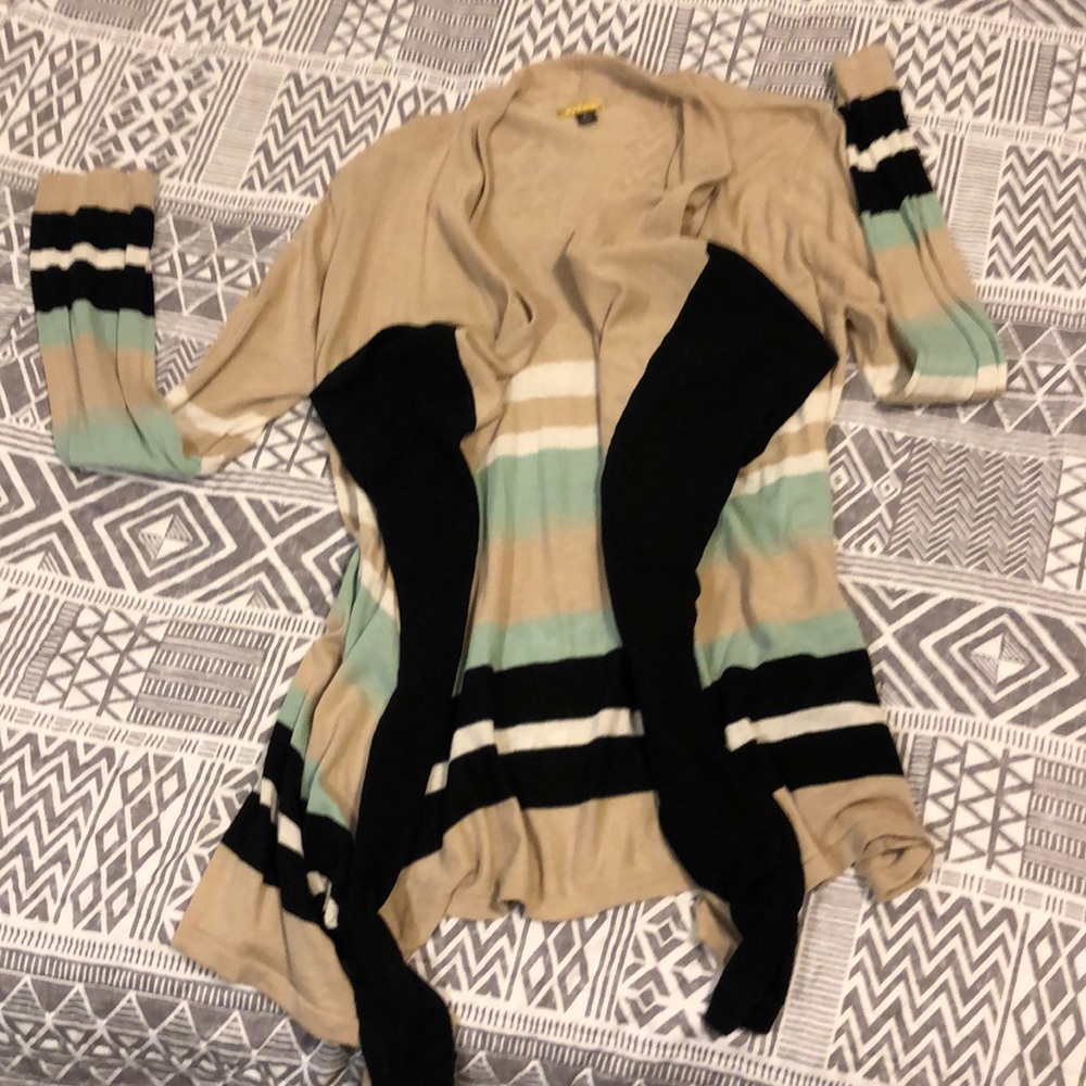 Dana Buchman light weight camisole sweater